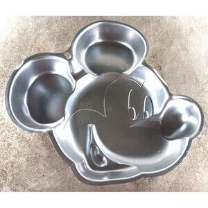 Wilton Mickey Mouse Disney Aluminum Cake Pan 2015-7070